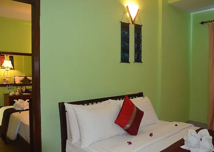 Parklane Hotel 3*
