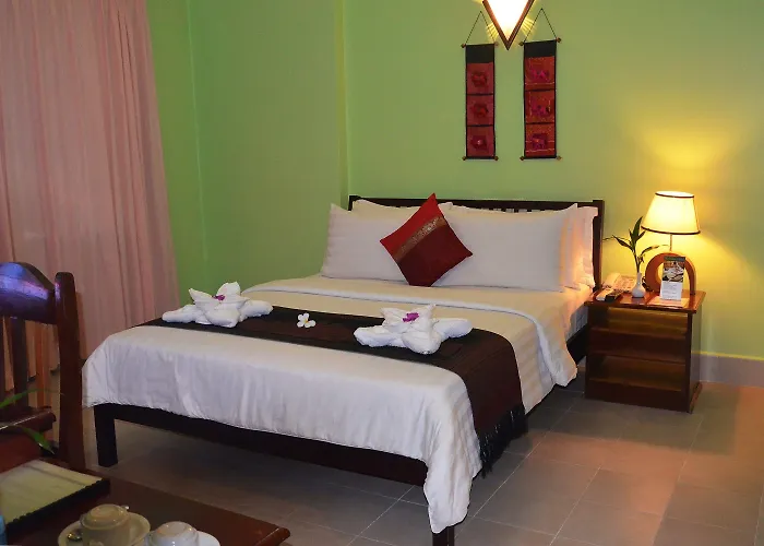 Parklane Hotel 3*