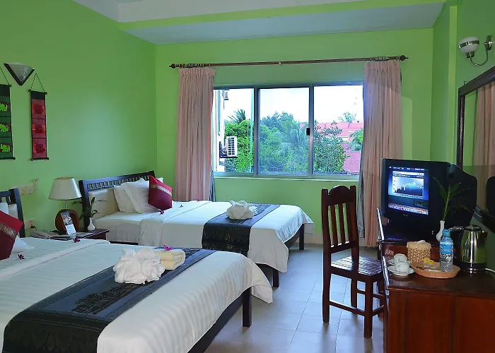 Parklane Hotel 3*